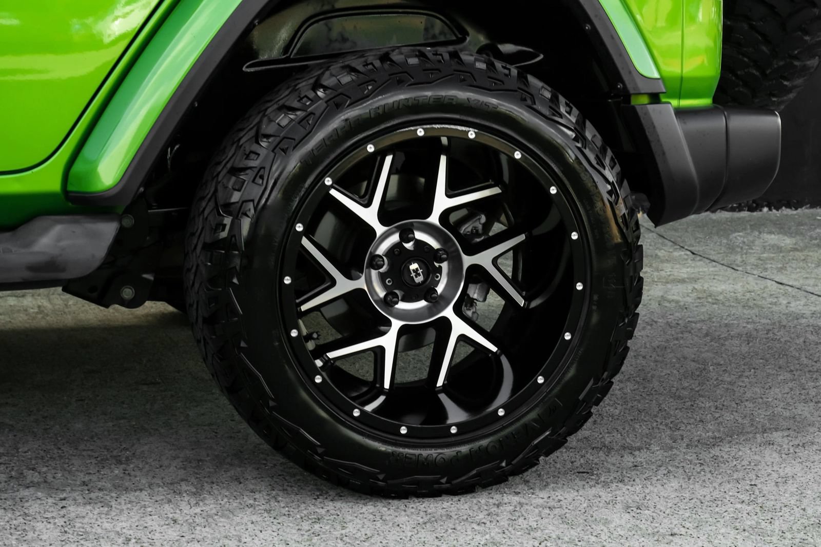 Used 2019 Jeep Wrangler Unlimited Sahara AWD/4WD image 55