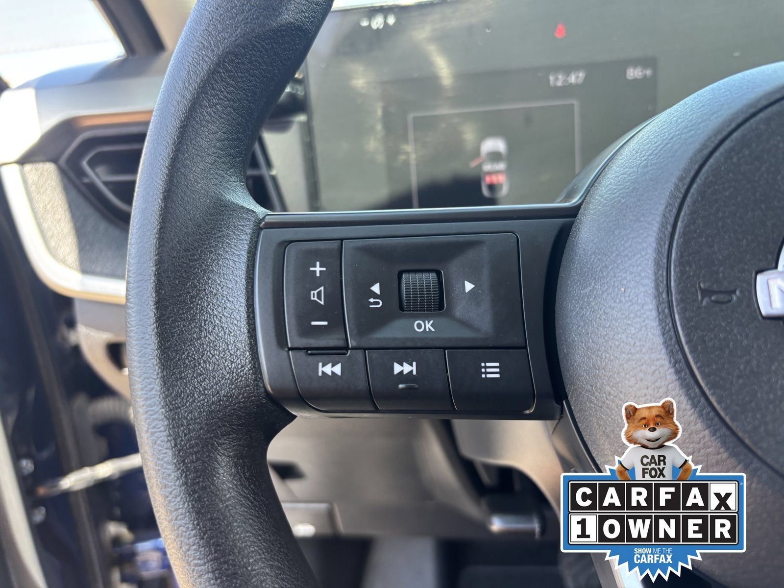 Used 2025 Nissan Kicks SV AWD/4WD image 29