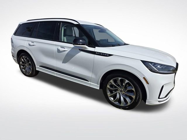 New 2026 Lincoln Aviator 2WD w/ Jet Appearance Package image 1