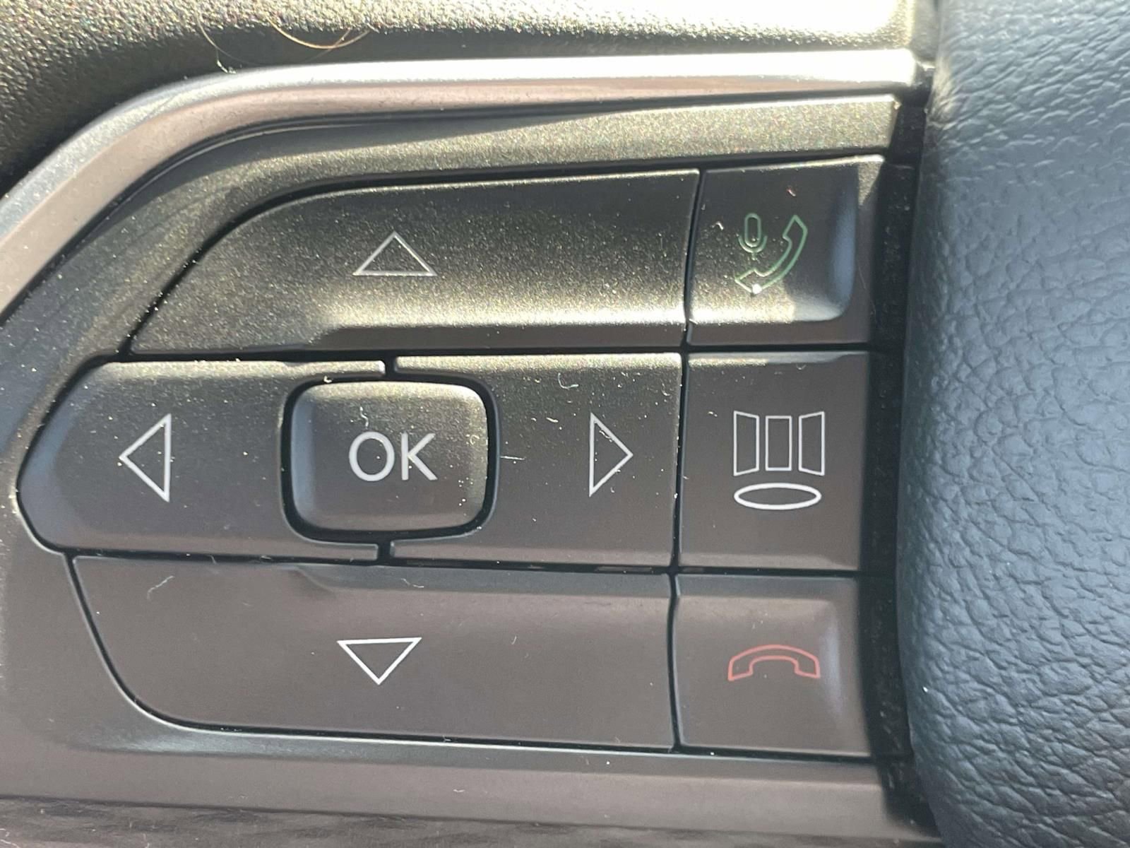 Used 2024 Jeep Grand Cherokee Altitude image 25