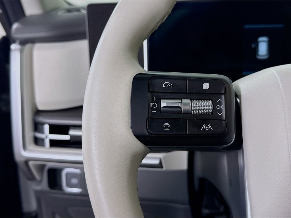 Used 2025 Hyundai Santa Fe SE image 20