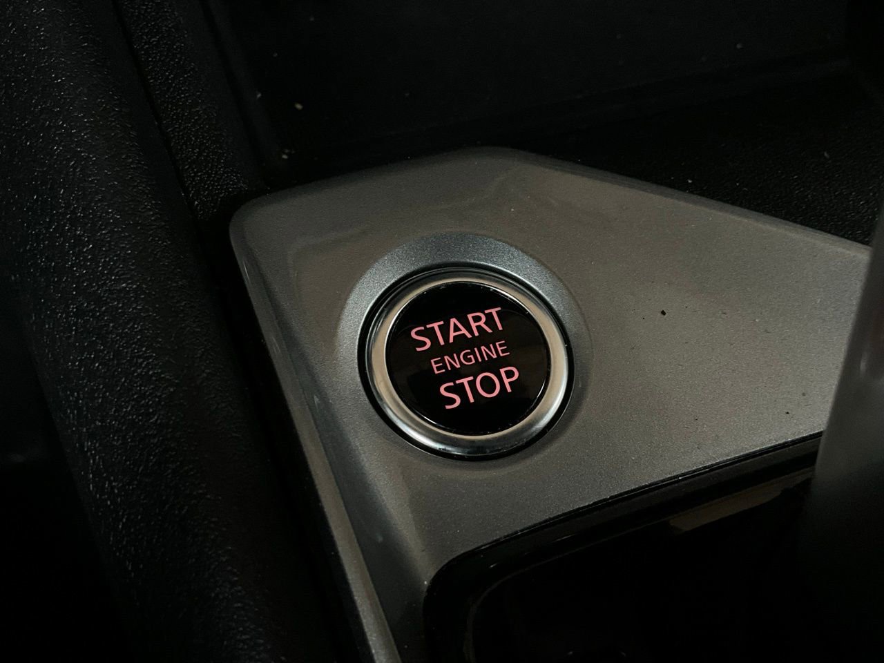 Used 2025 Nissan Altima 2.5 SV image 24