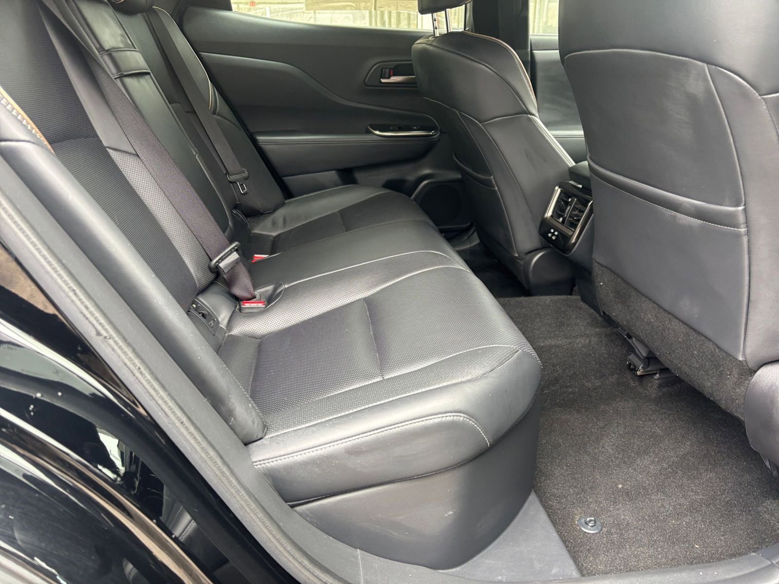 Used 2025 Toyota Crown AWD/4WD image 39