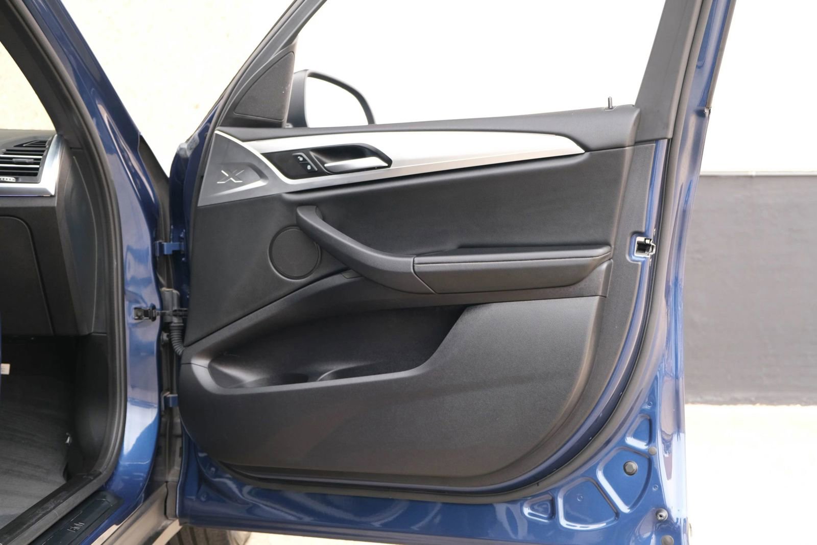 Used 2023 BMW X3 sDrive30i w/ Convenience Package image 32