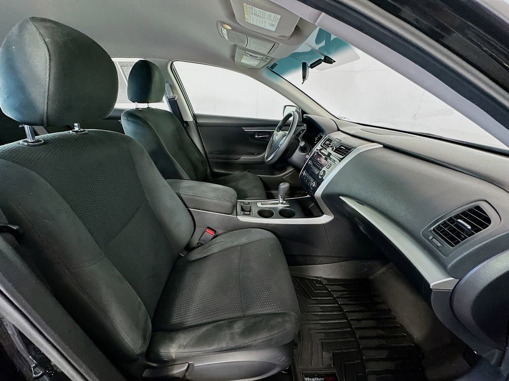 Used 2015 Nissan Altima 2.5 S w/ Sport Value Package image 25