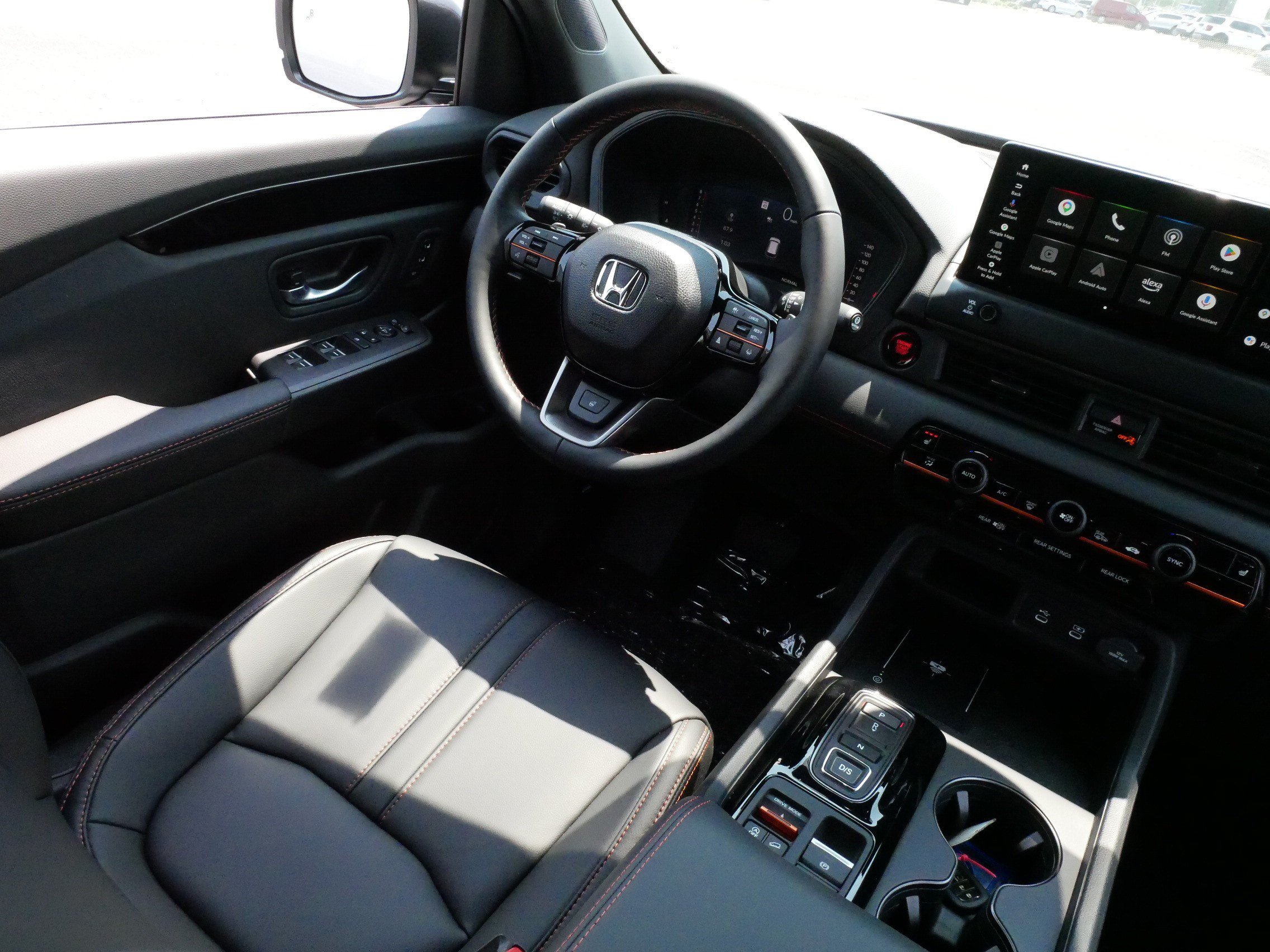 Certified 2026 Honda Pilot TrailSport image 9