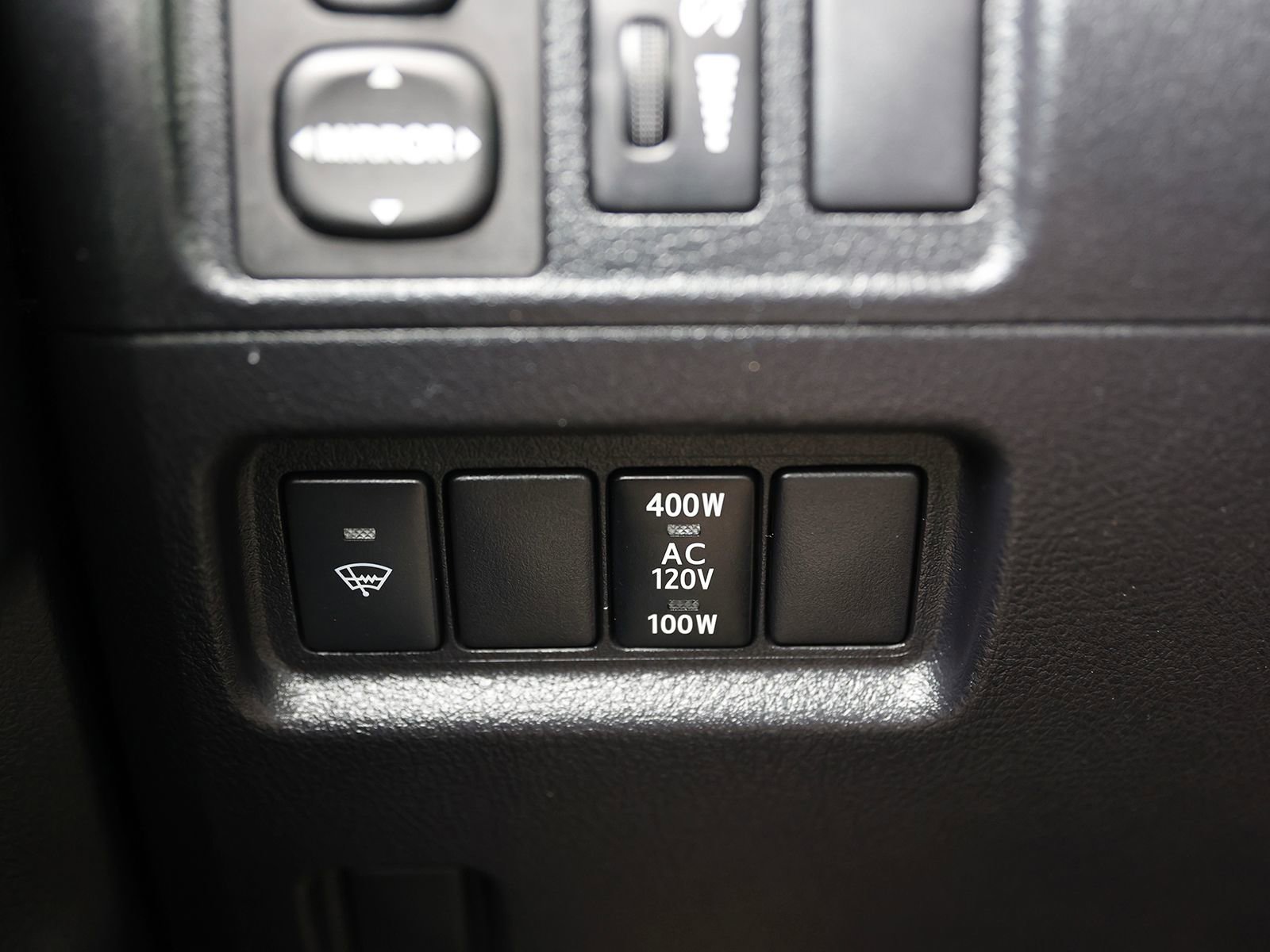 Used 2016 Toyota 4Runner SR5 AWD/4WD image 36