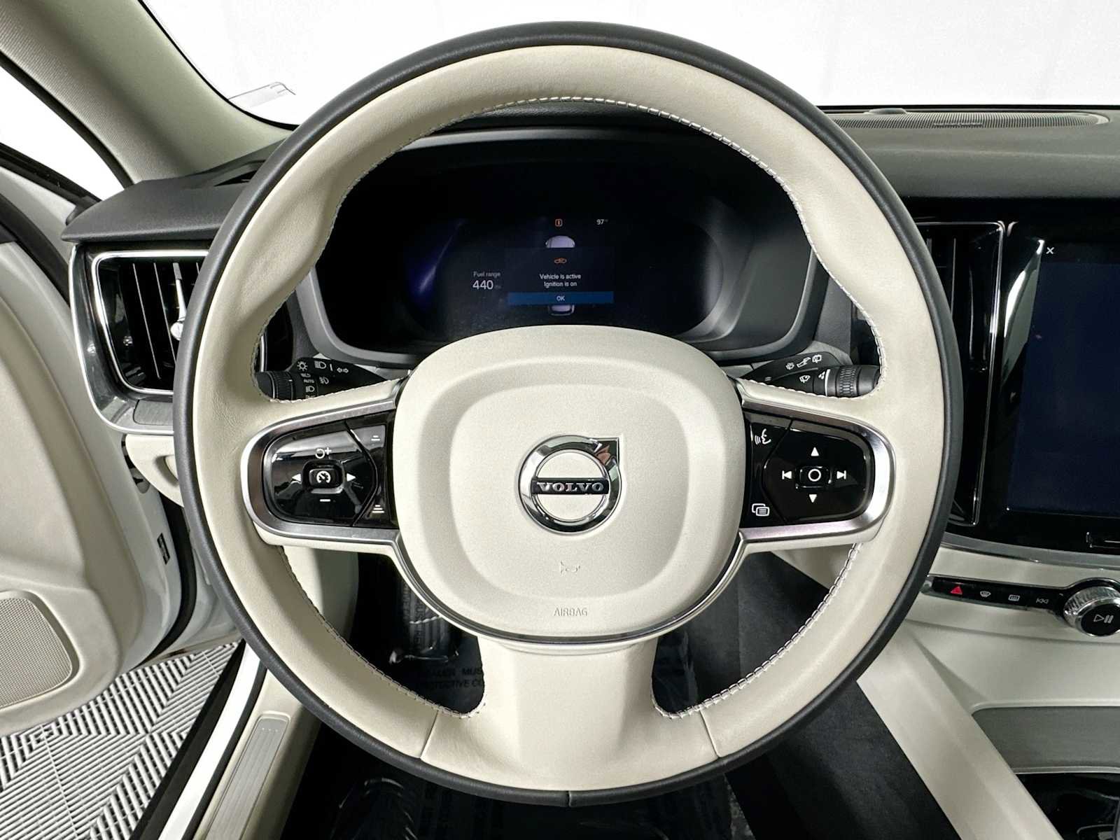 Used 2025 Volvo V60 B5 Cross Country Plus w/ Protection Package Premier image 11