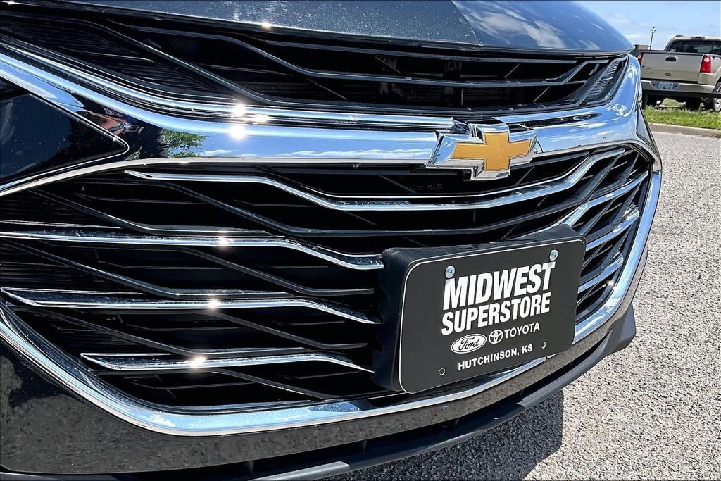 Used 2025 Chevrolet Malibu LT FWD image 28