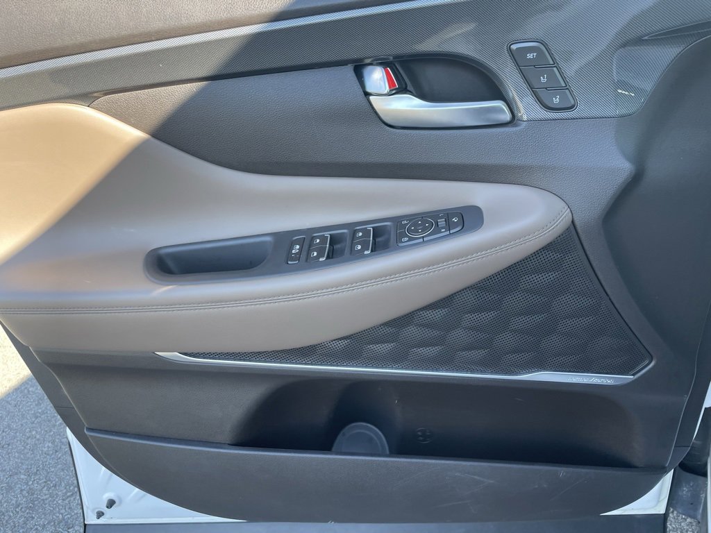 Used 2023 Hyundai Santa Fe Limited image 20