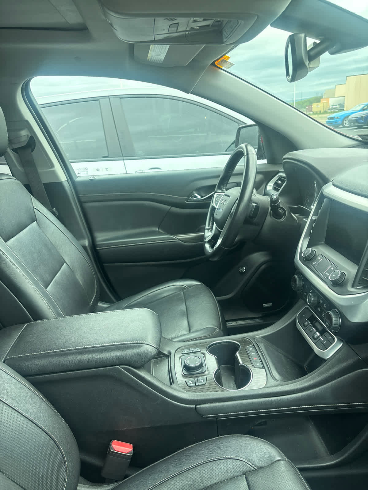Used 2020 GMC Acadia SLT AWD/4WD image 5