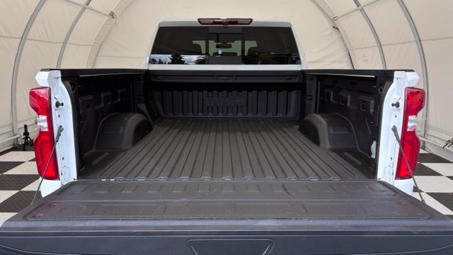 Used 2023 Chevrolet Silverado 3500 High Country w/ Z71 Off-Road Package AWD/4WD image 4