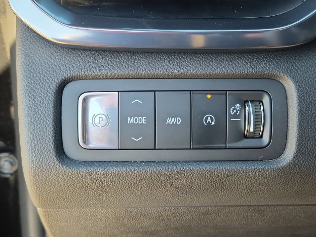 Used 2026 GMC Acadia AT4 w/ Luxury Package AWD/4WD image 20