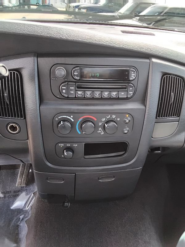 Used 2005 Dodge Ram 1500 Truck SLT w/ Trailer Tow Group AWD/4WD image 12