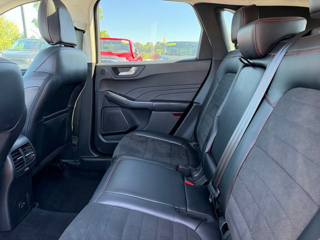 Used 2022 Ford Escape SEL w/ SEL Stealth AWD Package image 20
