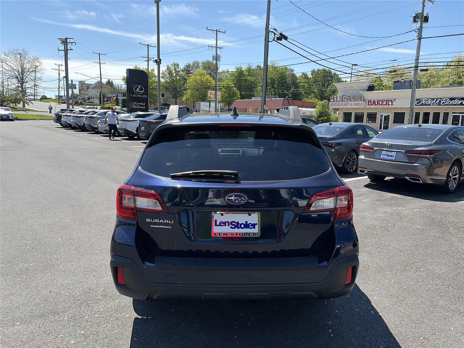 Used 2018 Subaru Outback 2.5i Premium AWD/4WD image 4