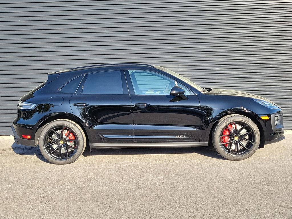 New 2026 Porsche Macan GTS image 8