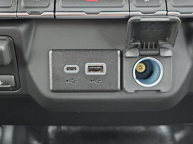 New 2026 GMC Sierra 3500 Pro RWD image 30