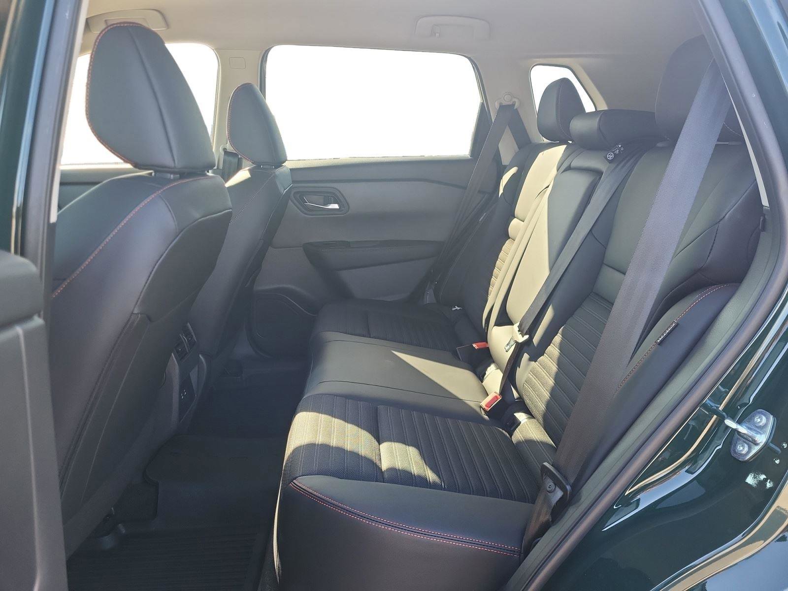 New 2026 Nissan Rogue SV AWD/4WD image 19