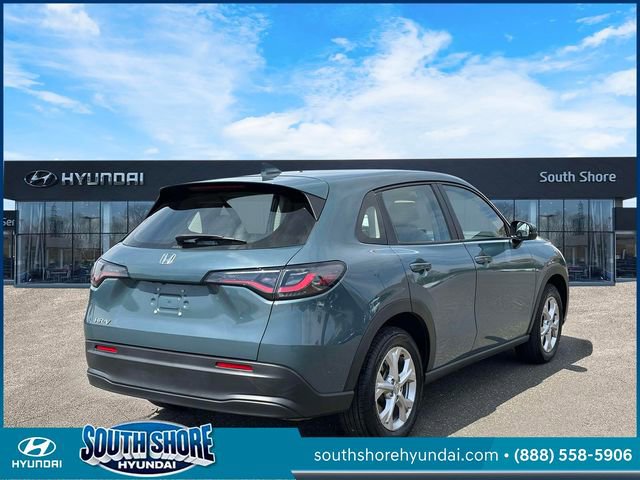 Used 2023 Honda HR-V LX image 6