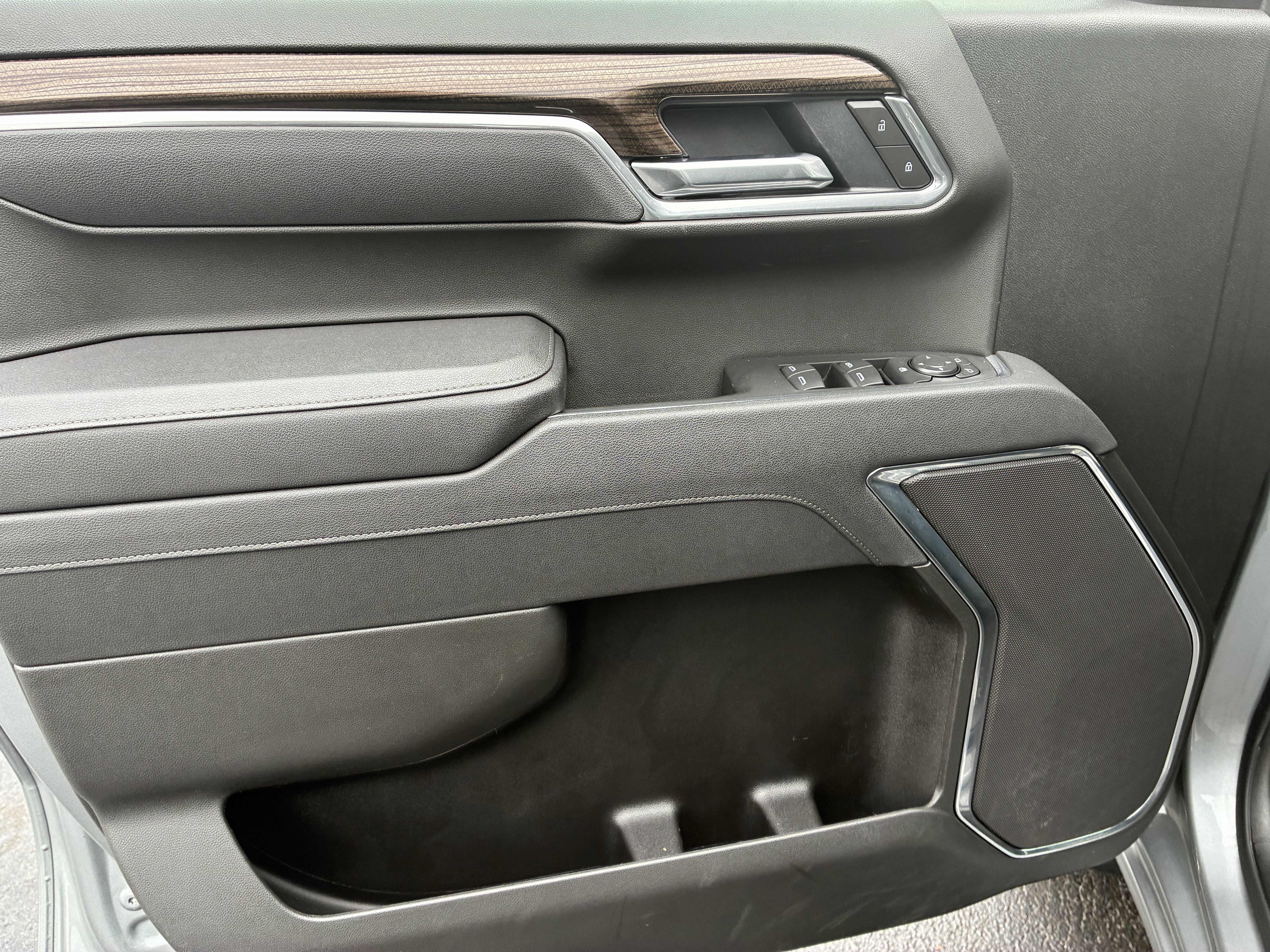 Used 2026 Chevrolet Silverado 1500 RST RWD image 24