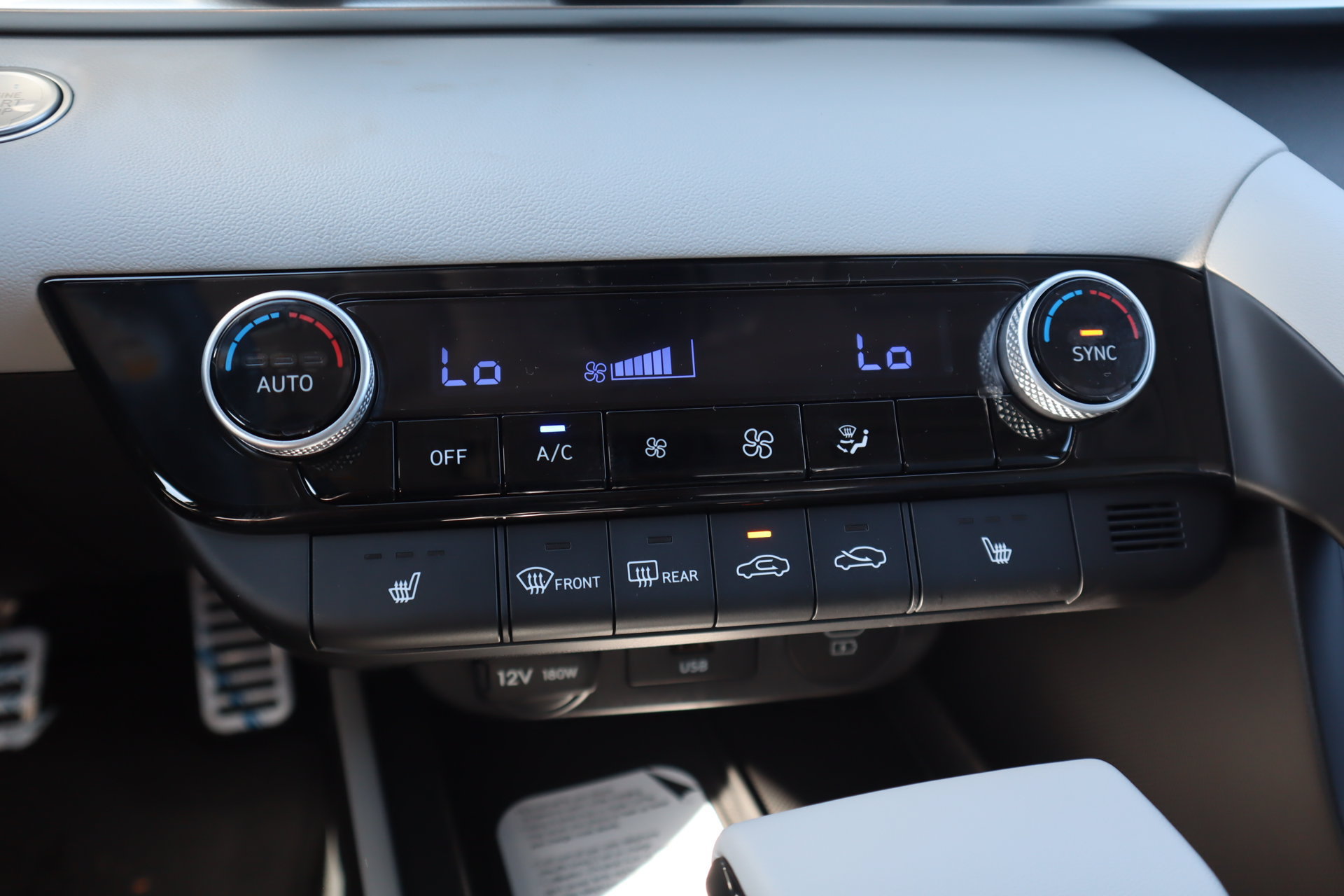 New 2026 Hyundai Elantra SEL Sport FWD image 15