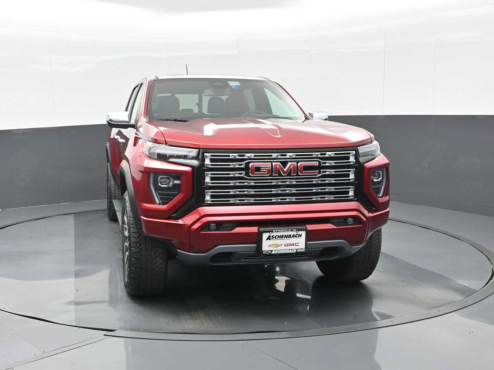New 2026 GMC Canyon Denali image 3