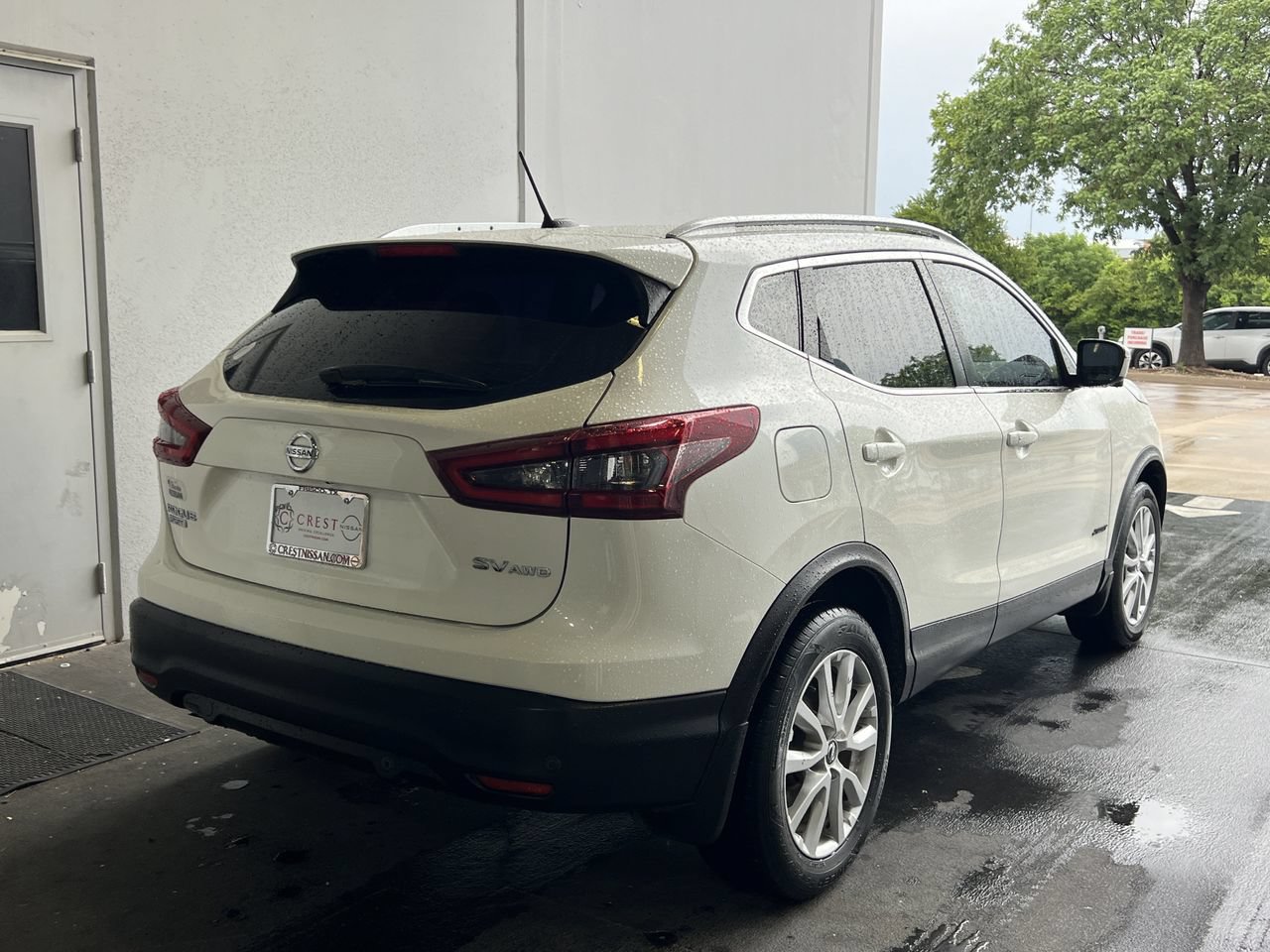 Used 2022 Nissan Rogue Sport SV w/ Technology Package AWD/4WD image 3