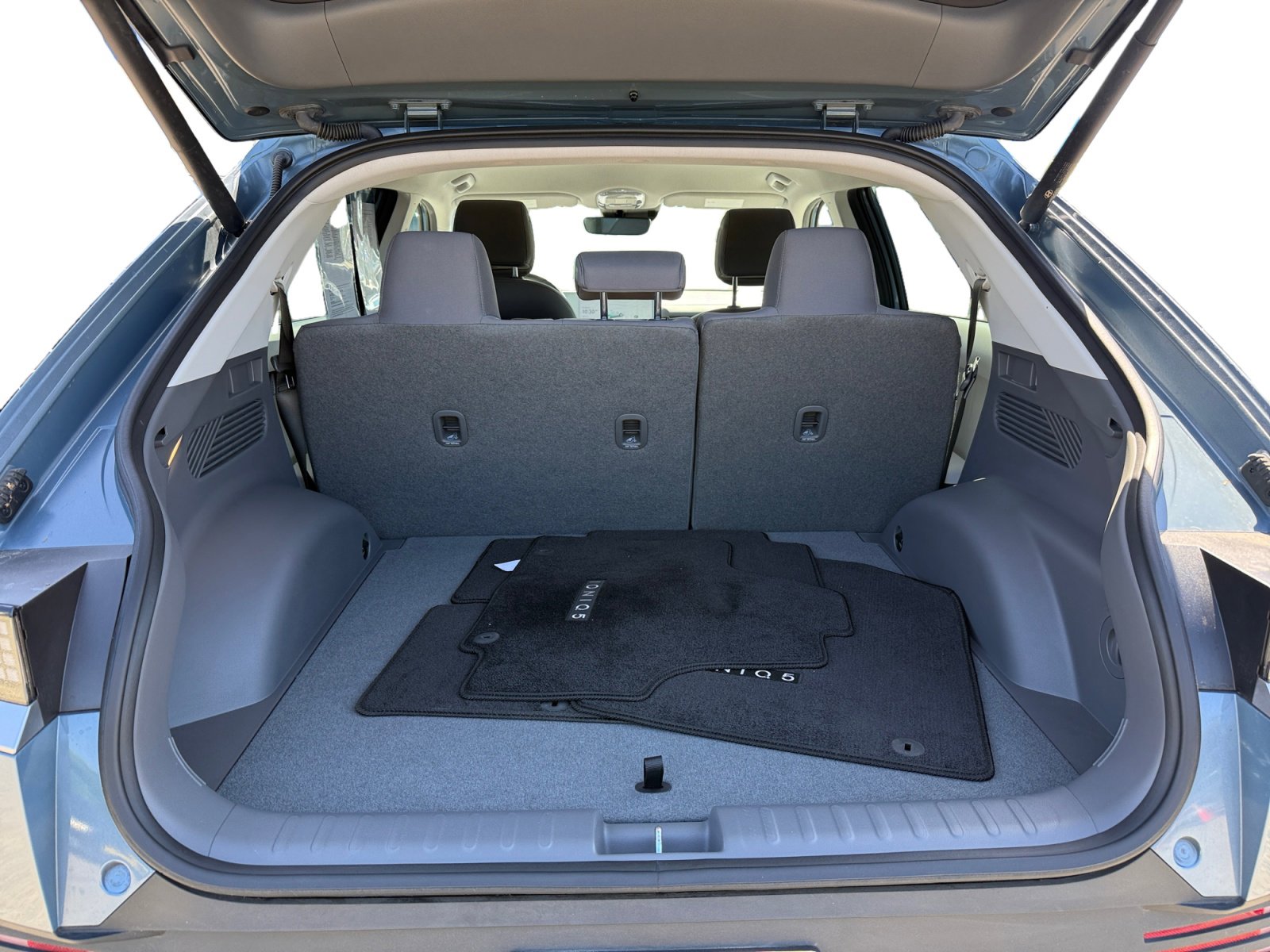 Certified 2024 Hyundai Ioniq 5 SEL RWD image 17