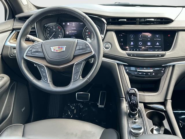 Certified 2023 Cadillac XT5 Sportv w/ Platinum Package image 2