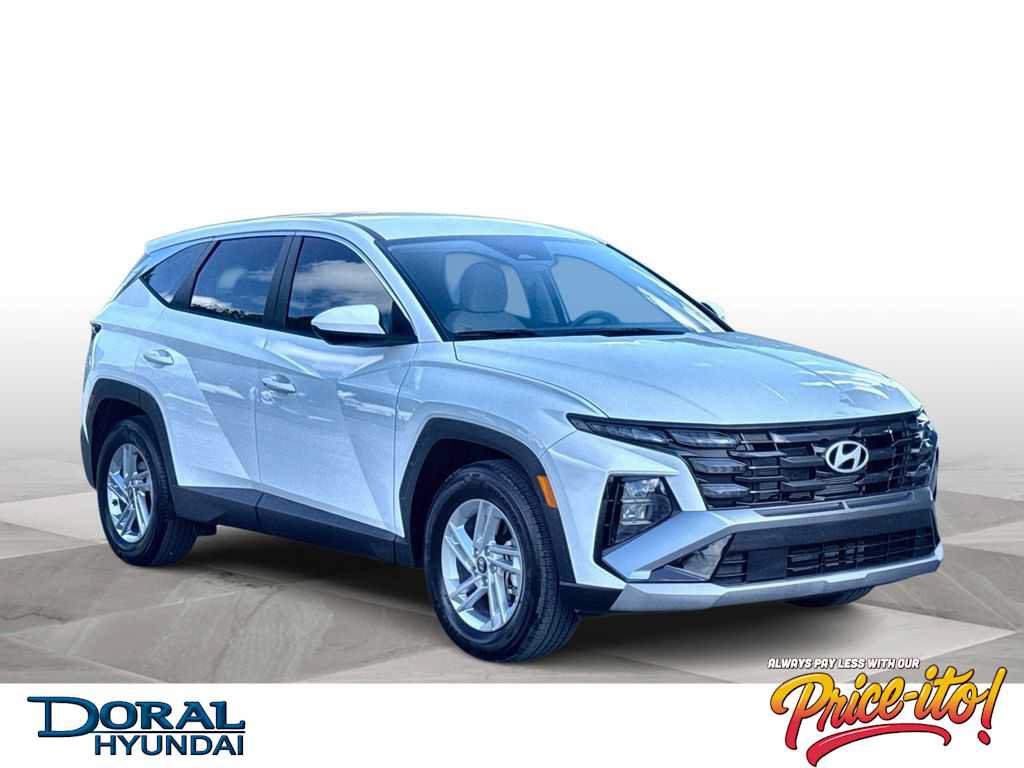 Used 2025 Hyundai Tucson SE