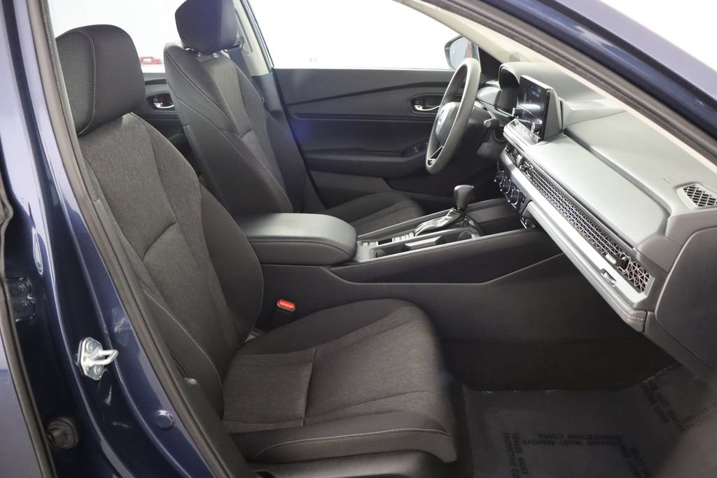Used 2023 Honda Accord EX image 17