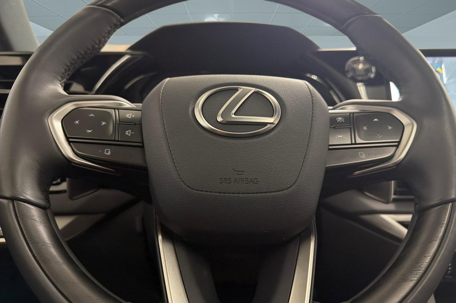 Used 2023 Lexus RX 350 FWD w/ Cold Area Package image 16