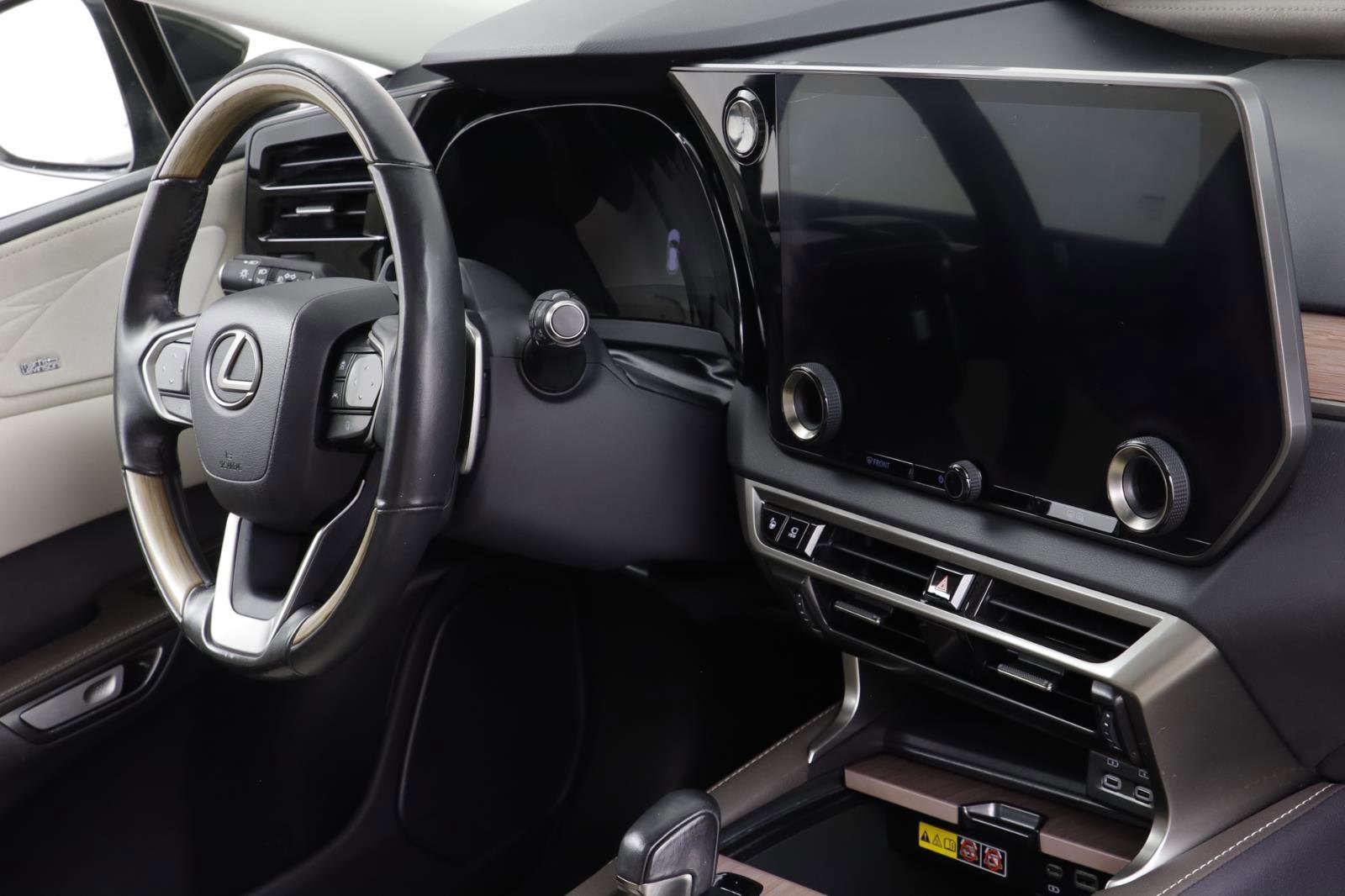 Used 2023 Lexus RX 350 RX 350 Luxury w/ Accessory Package image 22