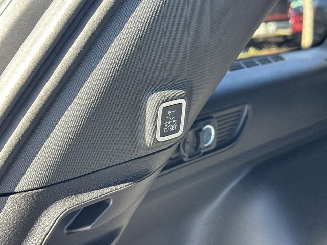 New 2025 Jeep Grand Cherokee Laredo X w/ Luxury Tech Group I image 21