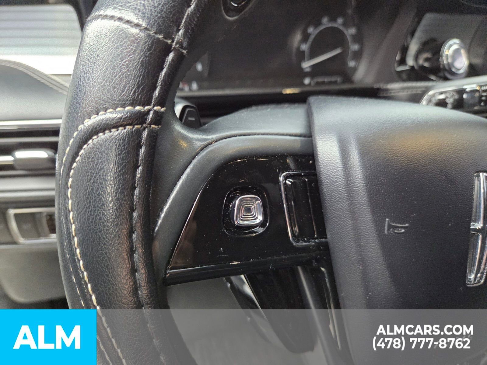 Used 2021 Lincoln Corsair AWD w/ Equipment Group 101A image 11