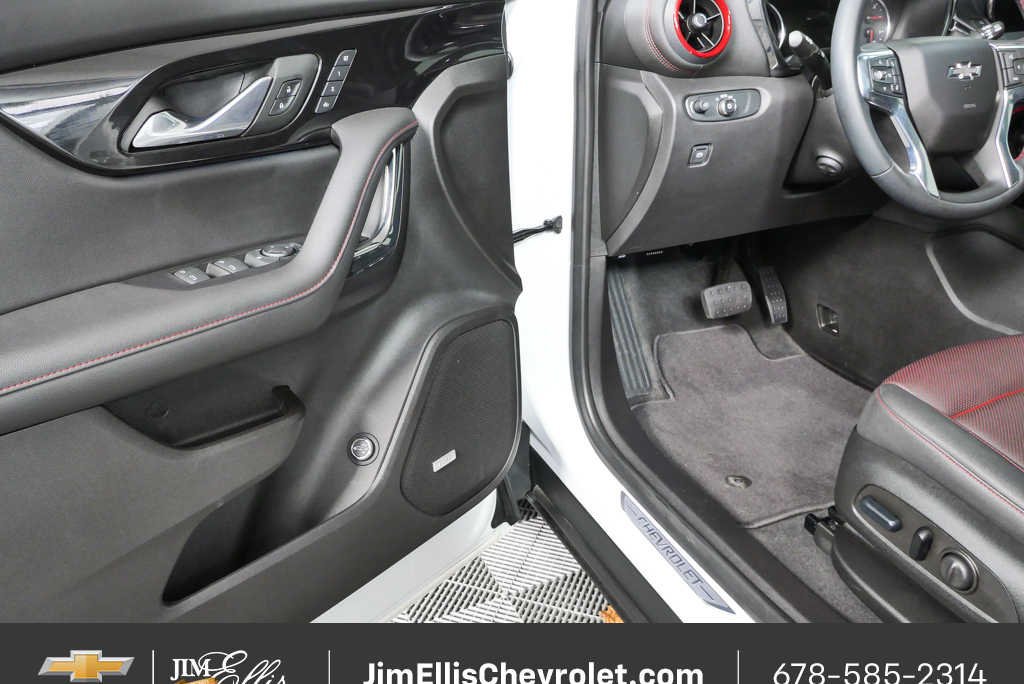 Used 2023 Chevrolet Blazer RS w/ Driver Confidence II Package AWD/4WD image 8