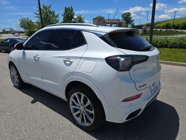 Used 2025 Buick Encore GX Avenir w/ Avenir Technology Package AWD/4WD image 3