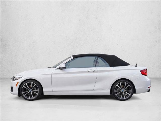 Used 2019 BMW 230i Convertible RWD image 4