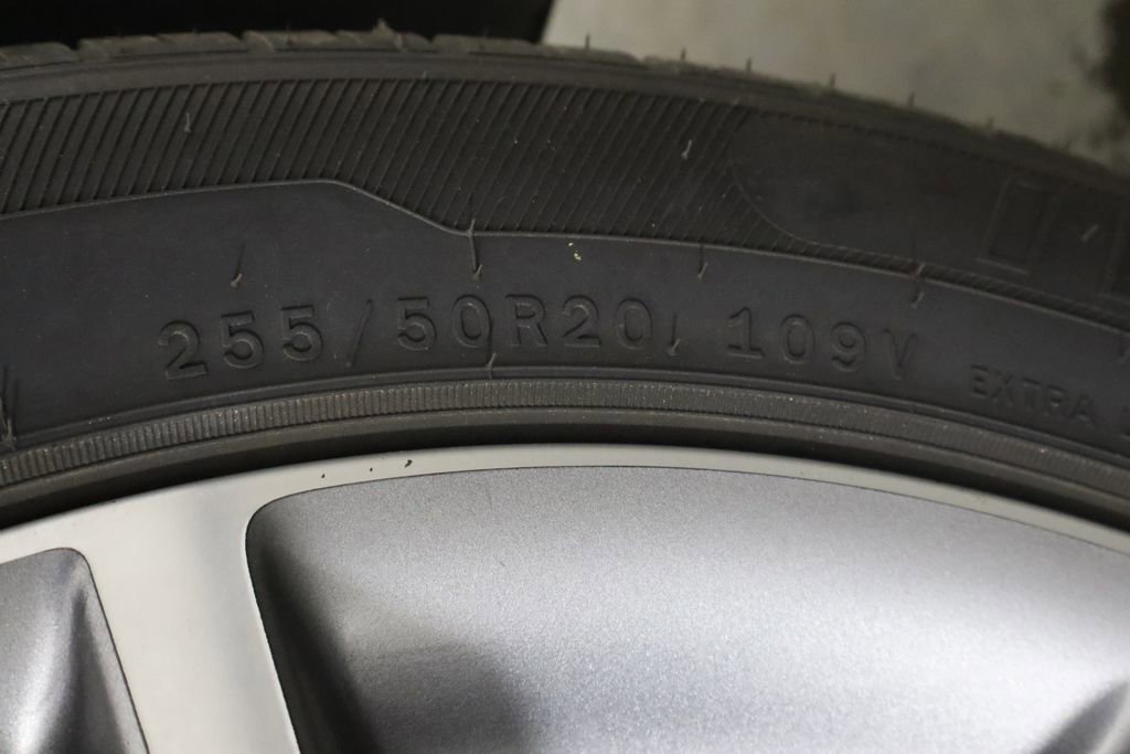 Used 2023 INFINITI QX60 Luxe image 46