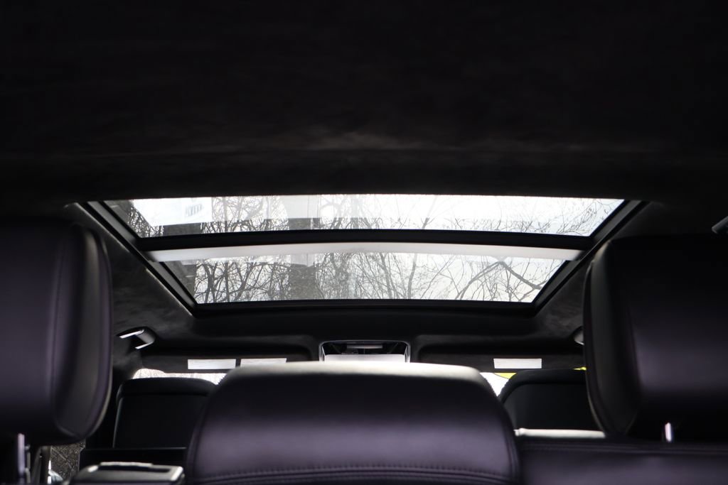 Used 2021 Land Rover Range Rover P525 Westminster Edition LWB image 53