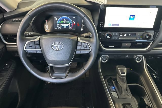 Certified 2025 Toyota Grand Highlander FWD image 18