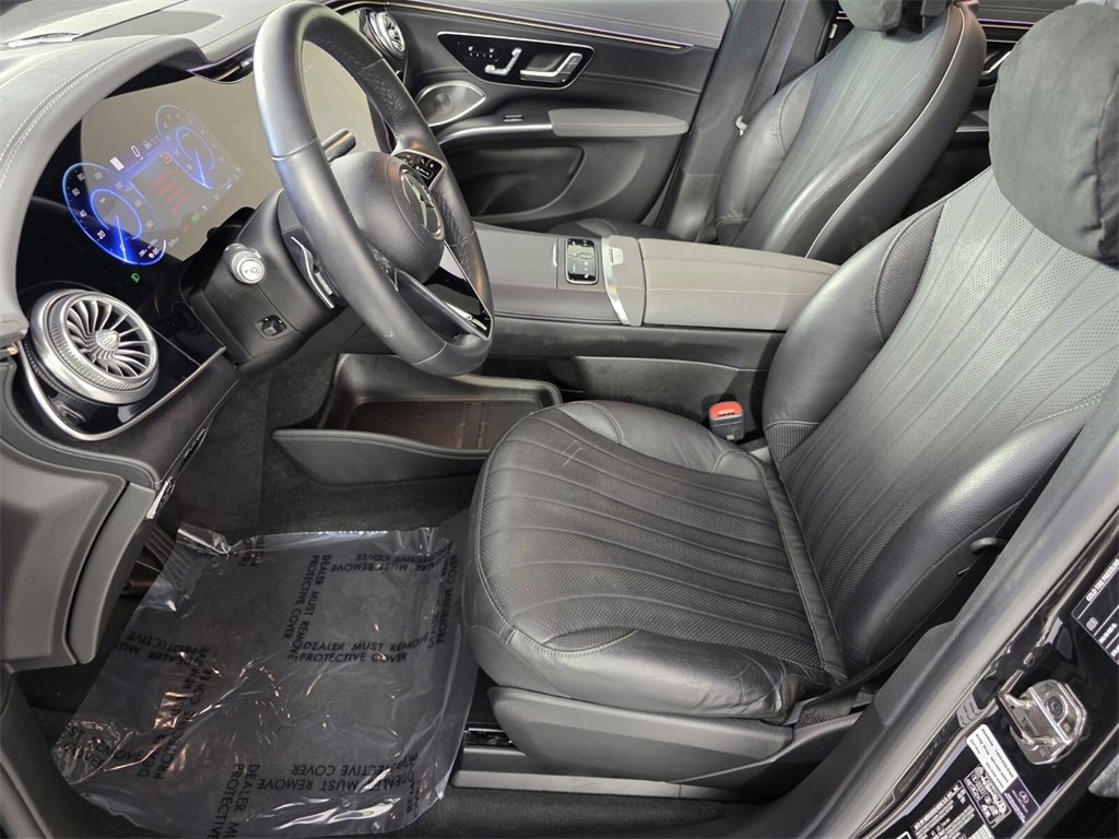 Certified 2023 Mercedes-Benz EQS 580 4MATIC SUV image 9