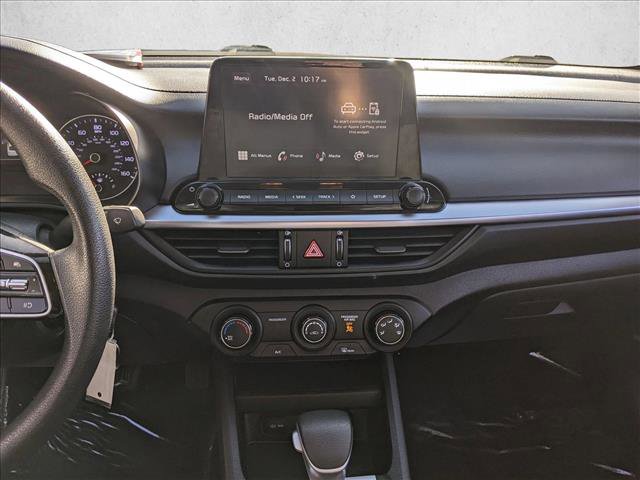 Used 2022 Kia Forte LXS image 13