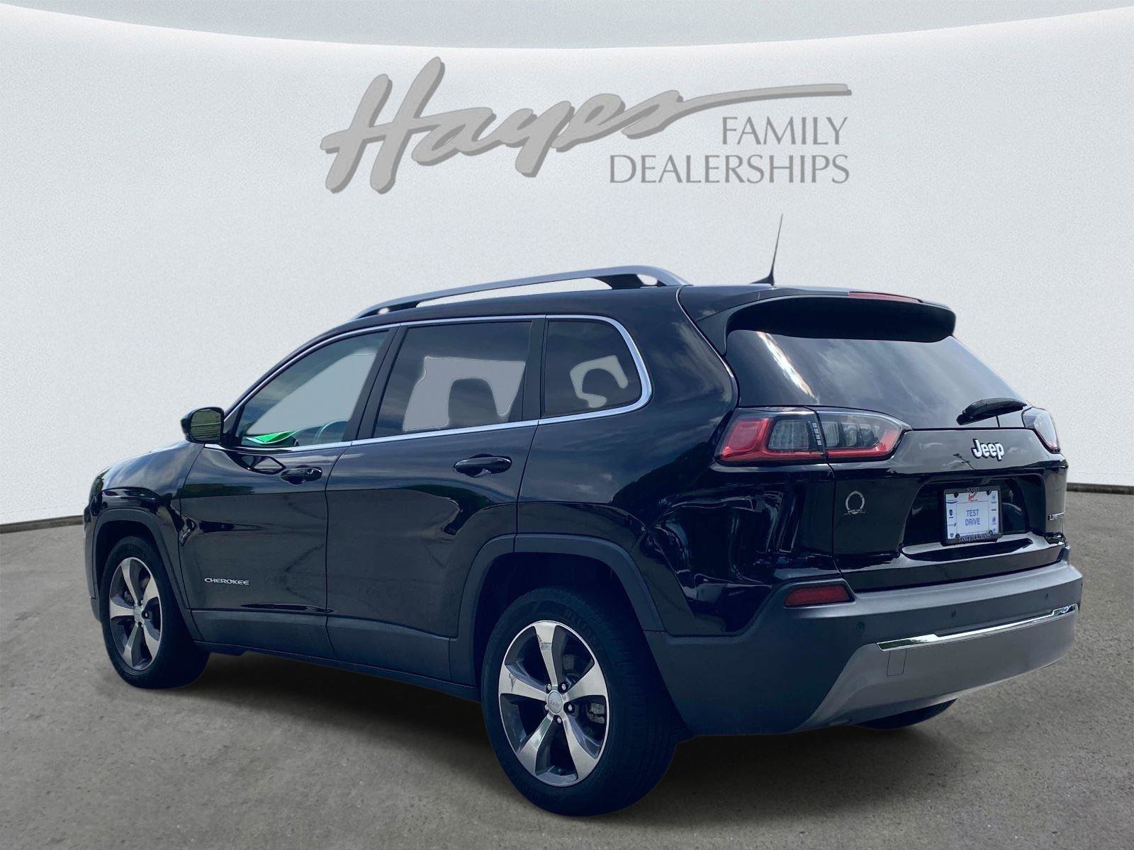 Used 2020 Jeep Cherokee Limited FWD image 8
