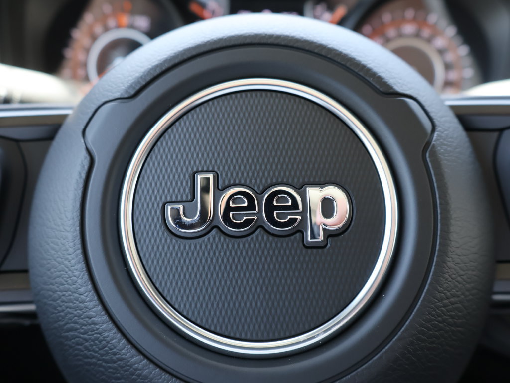 New 2026 Jeep Gladiator Sport AWD/4WD image 26