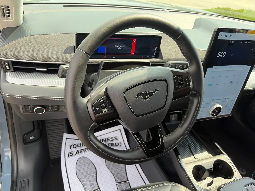 Used 2023 Ford Mustang Mach-E Select RWD image 18