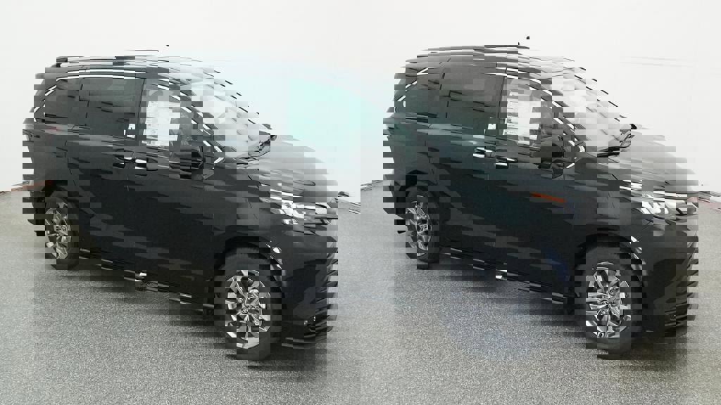 New 2026 Toyota Sienna XLE image 45