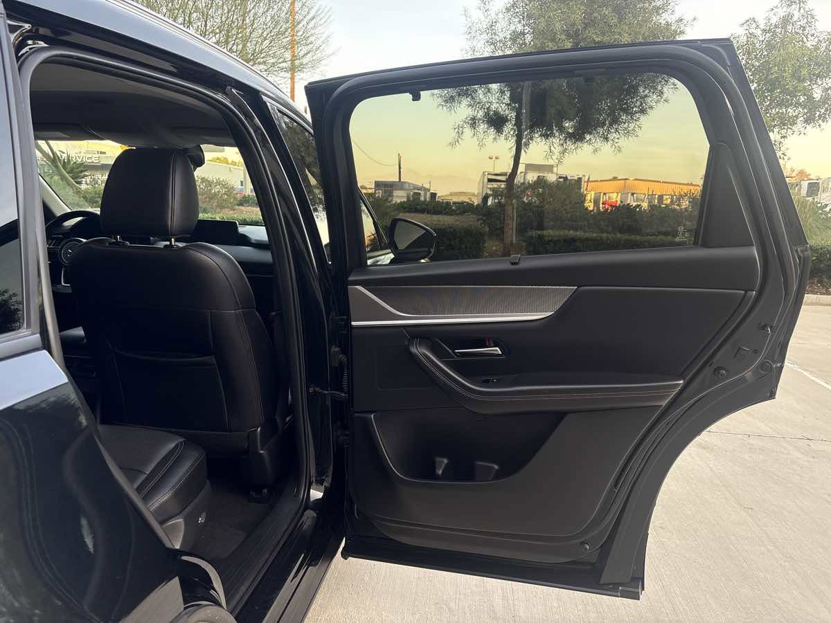 Used 2024 MAZDA CX-90 3.3 Turbo w/ Preferred Plus image 13