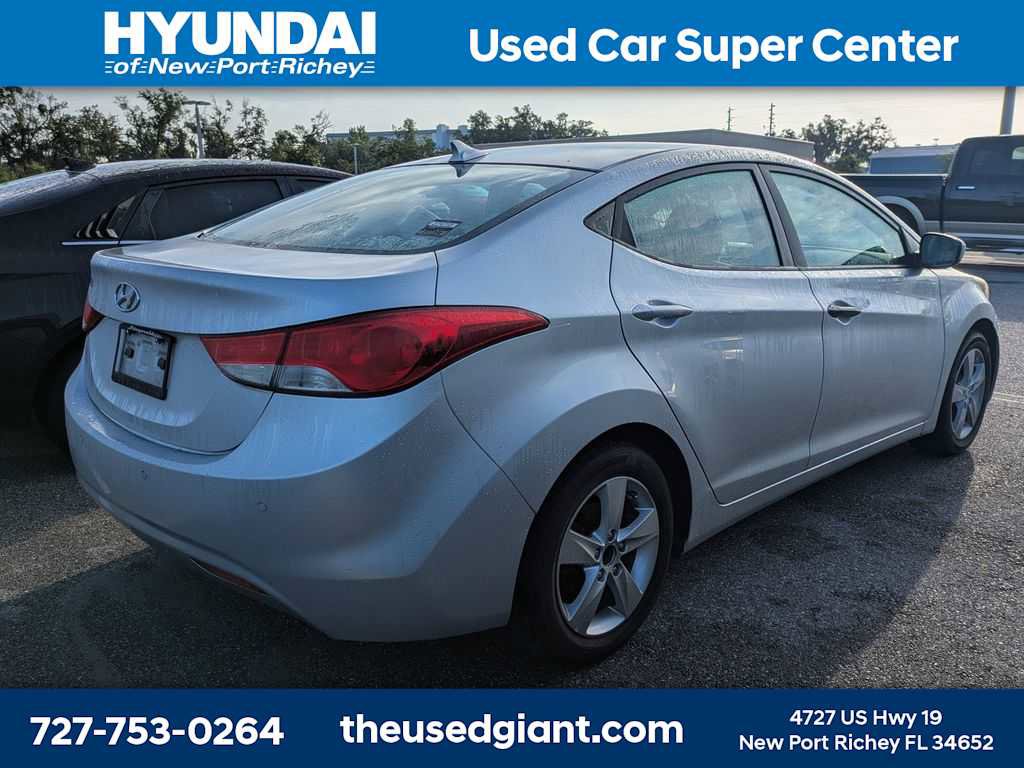Used 2011 Hyundai Elantra GLS w/ Preferred Equipment Pkg 3 FWD image 2